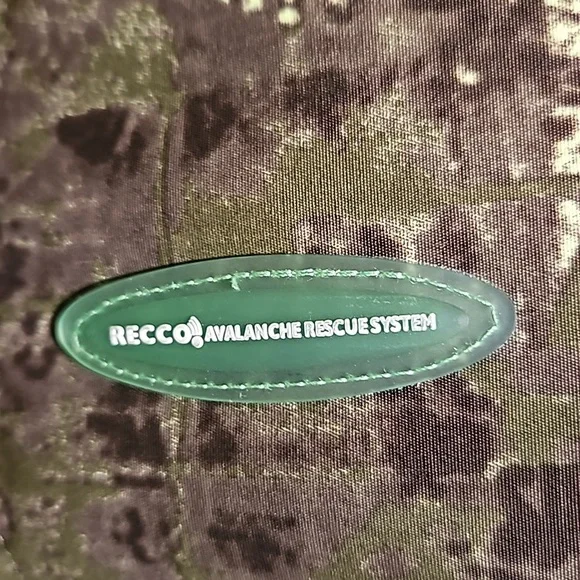 The North Face Cryptic Camo600 Down CountSnowboarding